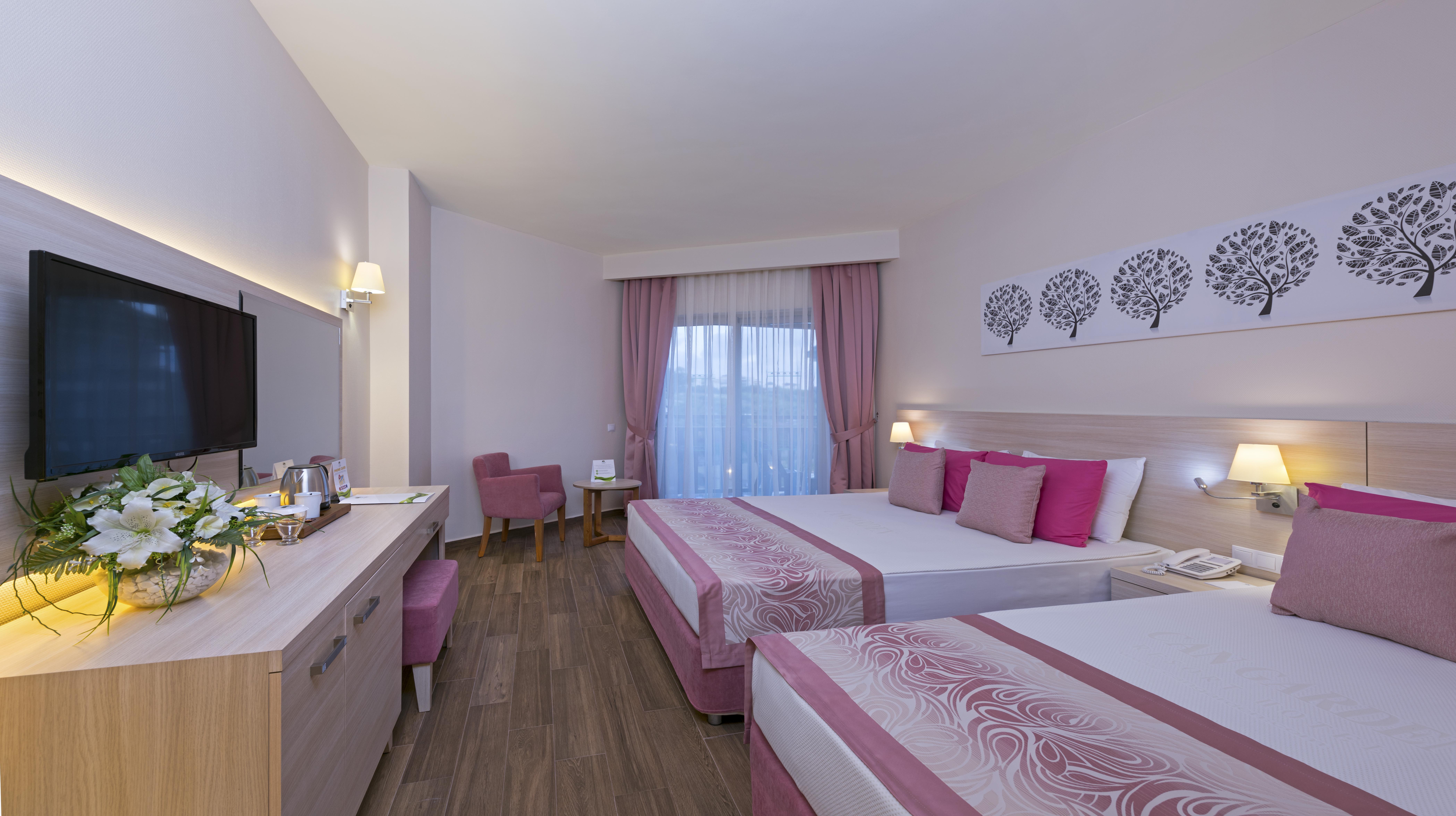 Garden Hotel 5*
