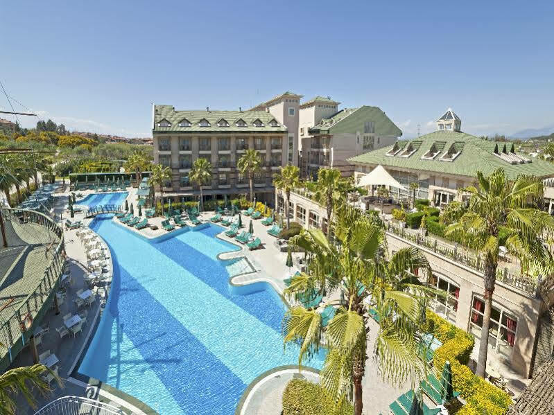 Garden Hotel Side